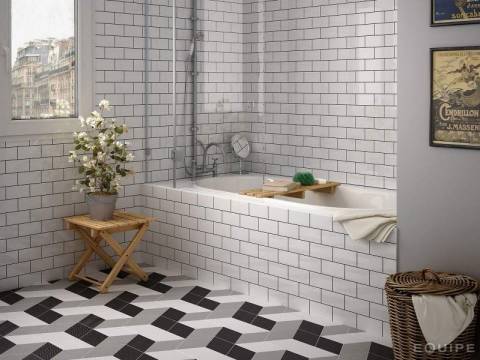 Flat White Subway Tiles Glossy 10x20 - Reduce to Clear